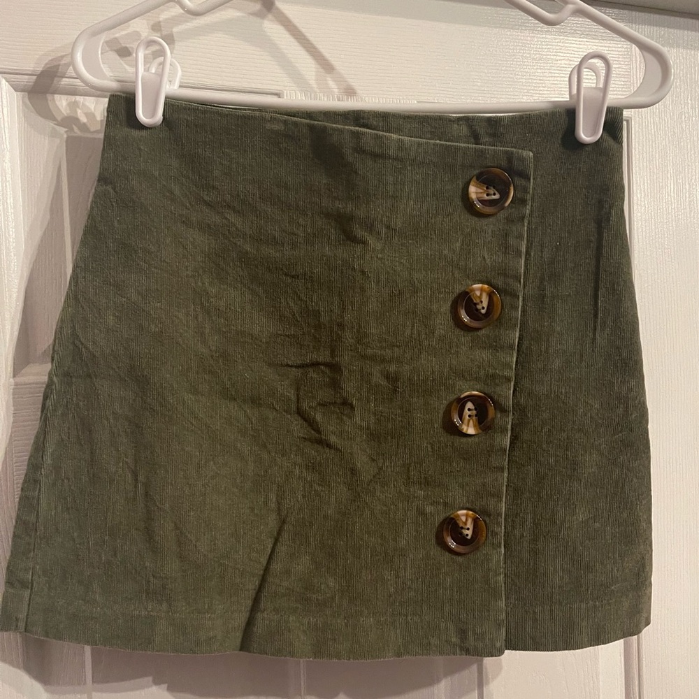 Altar’d State Size Med Dark Green Corduroy Mini